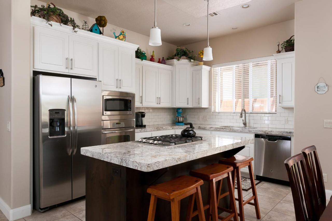 Red Cliffs Apartment Washington Exterior photo
